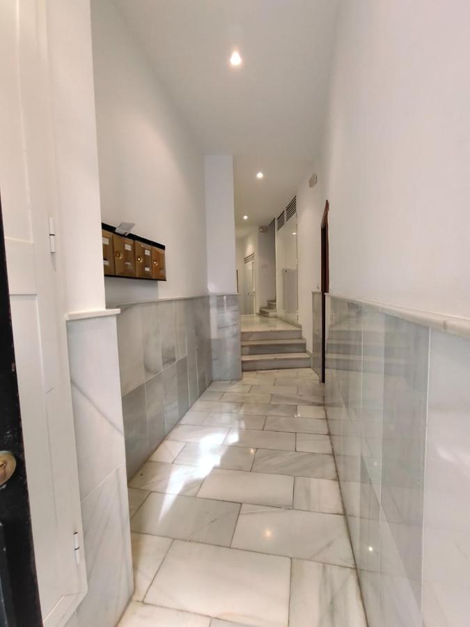 Estupendo Estudio Al Lado De Plaza La Merced Malaga Ngoại thất bức ảnh