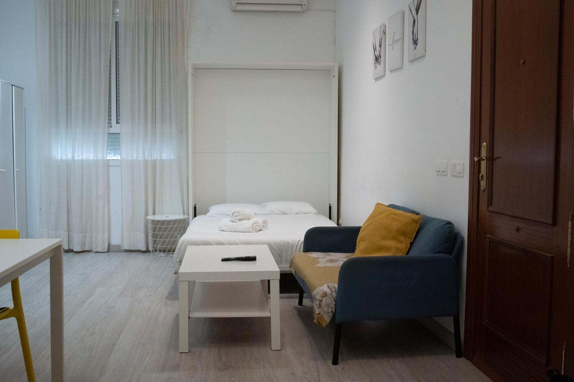 Estupendo Estudio Al Lado De Plaza La Merced Malaga Ngoại thất bức ảnh