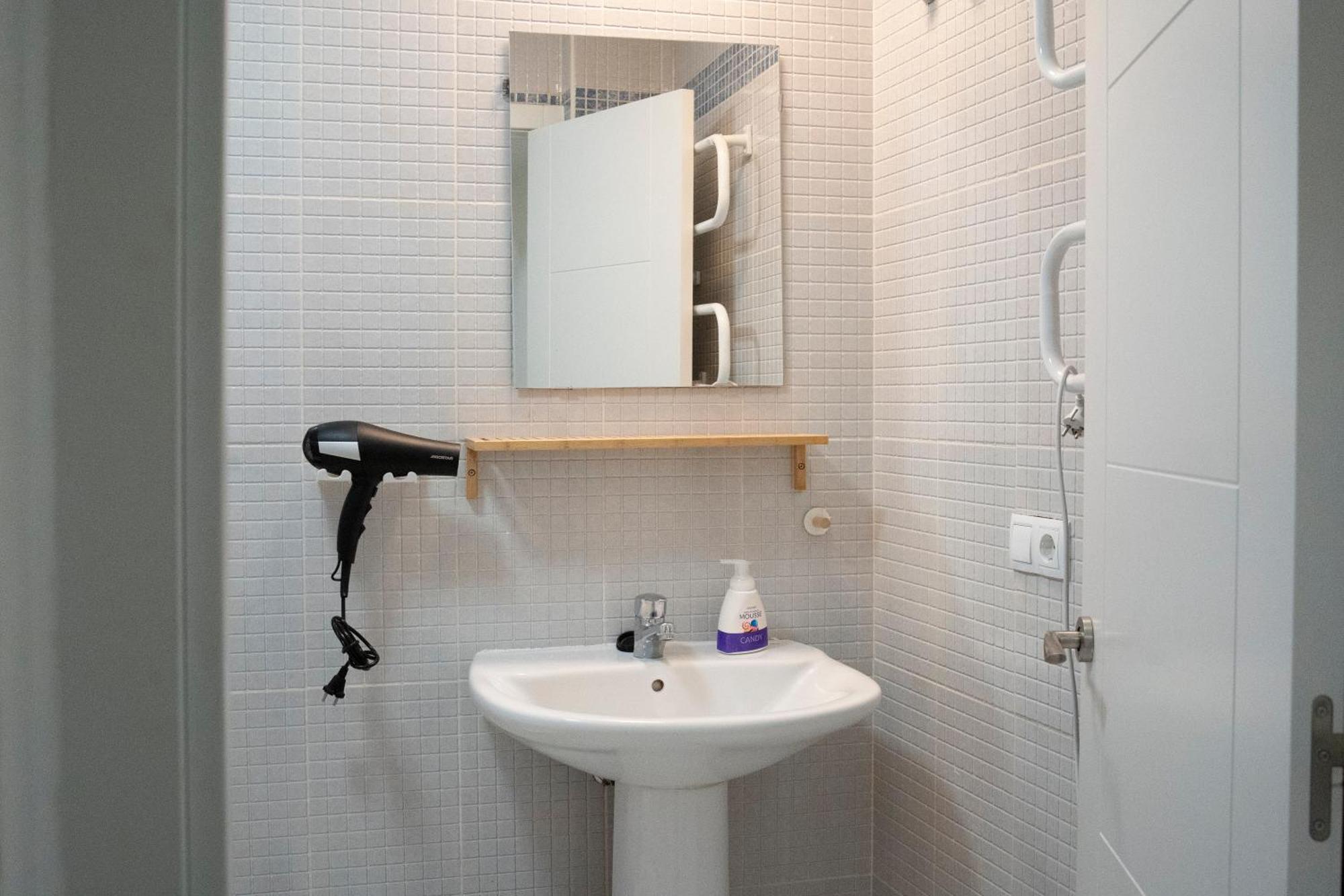 Estupendo Estudio Al Lado De Plaza La Merced Malaga Ngoại thất bức ảnh